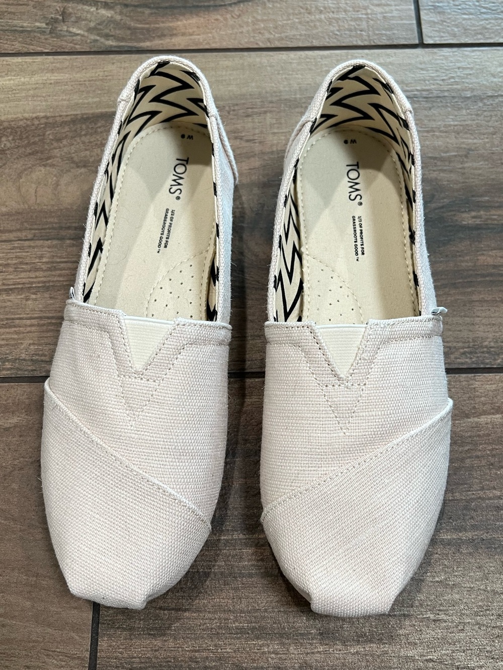 TOMS Women's Slip-On Canvas Flats in Cream